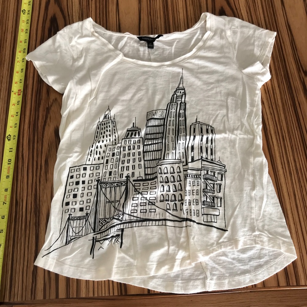 Ivory graphic tee from Banana Republic